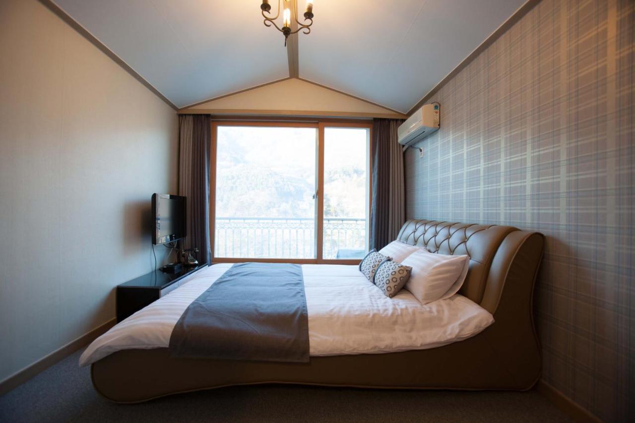 Cheongpyeong Family Hotel カピョン エクステリア 写真