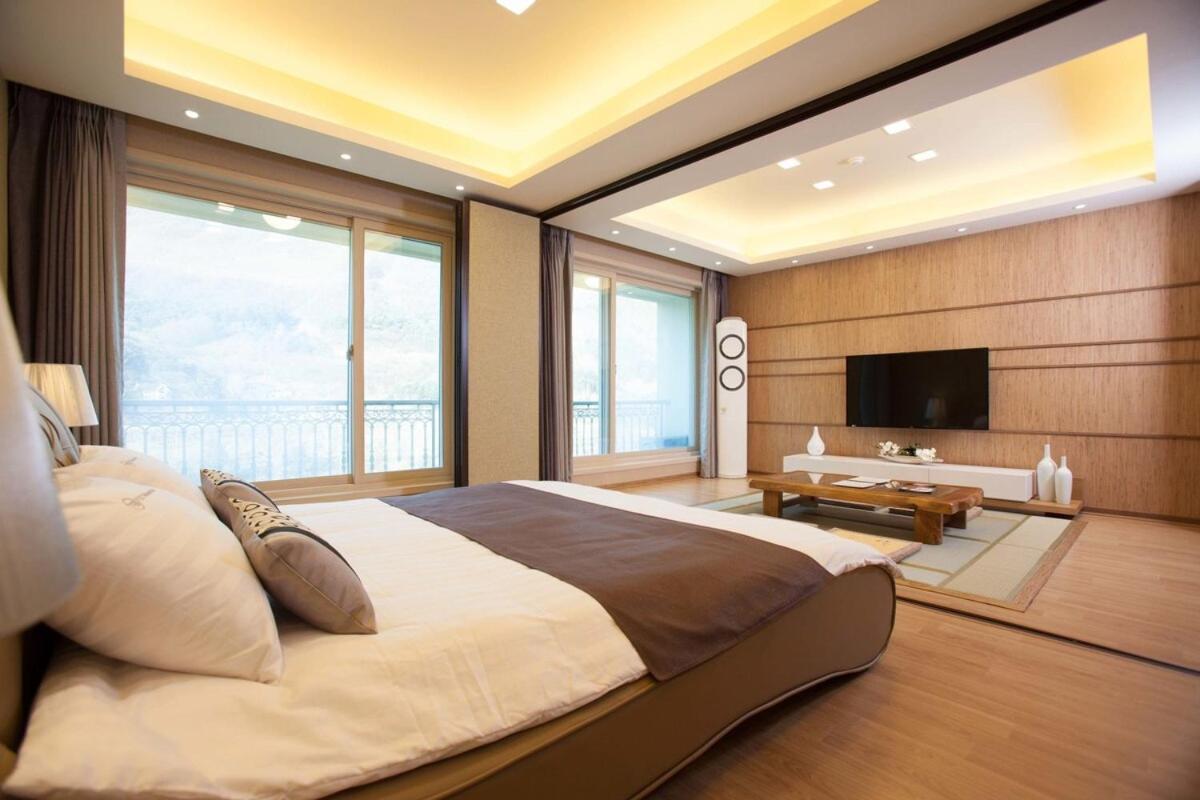 Cheongpyeong Family Hotel カピョン エクステリア 写真