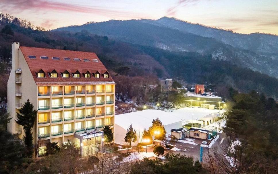 Cheongpyeong Family Hotel カピョン エクステリア 写真